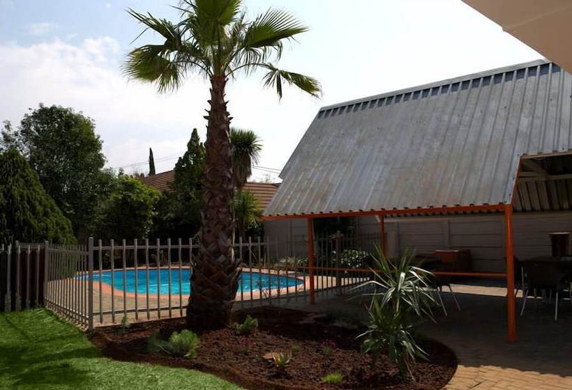 호텔 Pebble Fountain Guesthouse