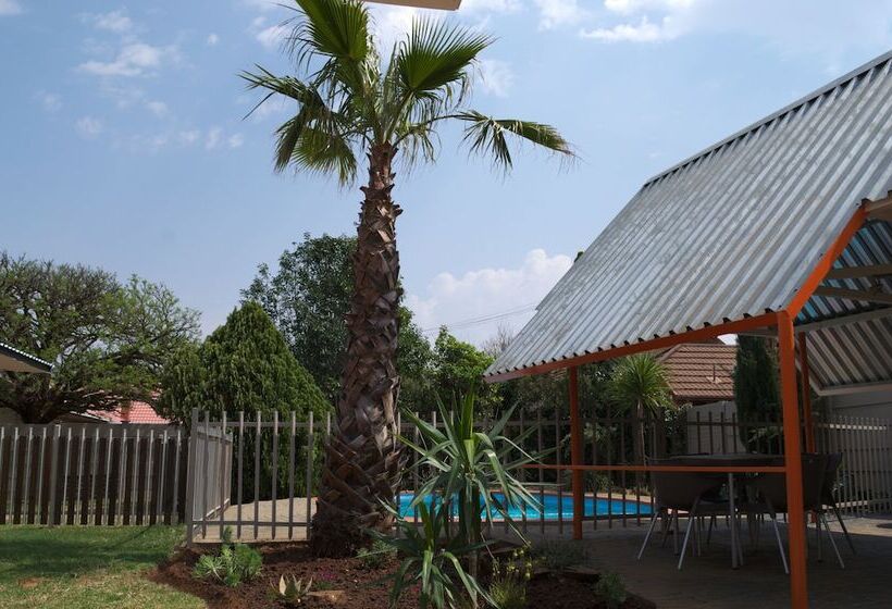 호텔 Pebble Fountain Guesthouse