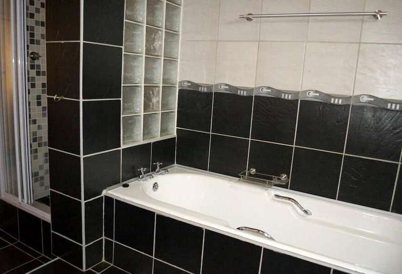 호텔 Pebble Fountain Guesthouse