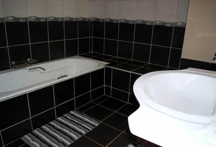 호텔 Pebble Fountain Guesthouse