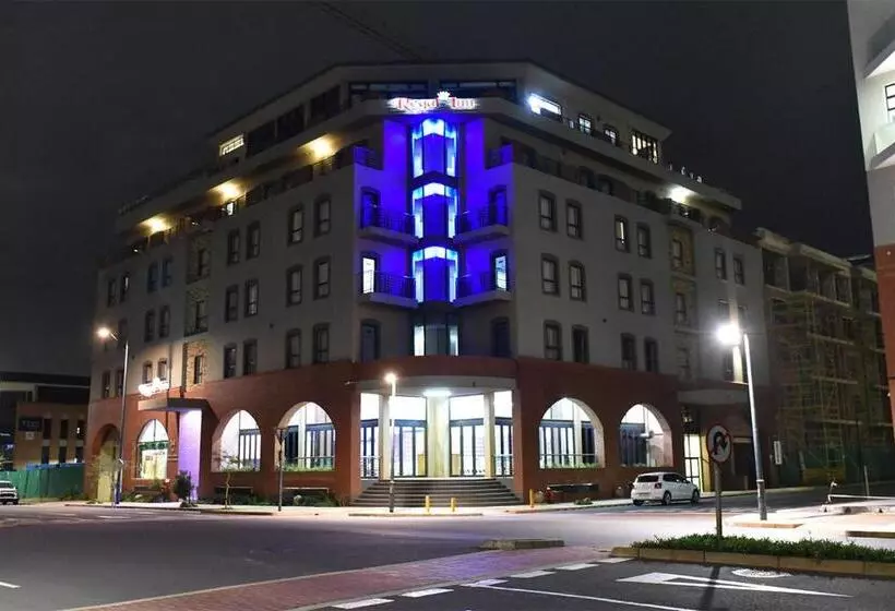 ホテル Regal Inn Umhlanga Gateway