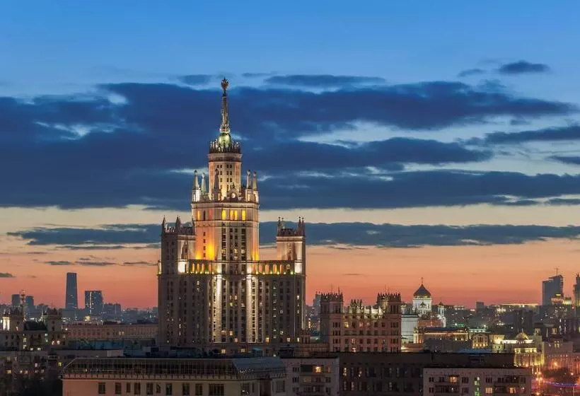 هتل Sadovnicheskaya