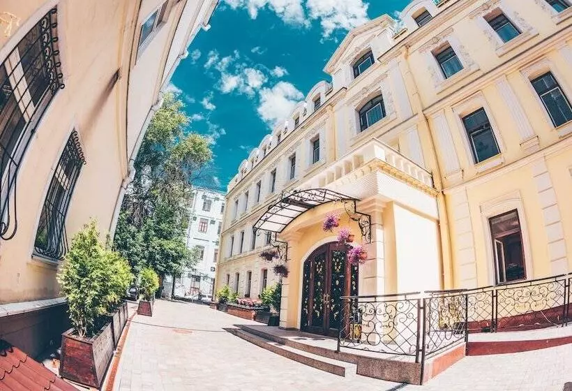 هتل Sadovnicheskaya