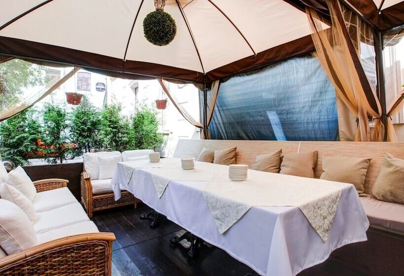 בית מלון כפרי Sadovnicheskaya