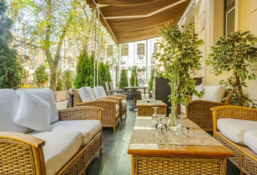 בית מלון כפרי Sadovnicheskaya