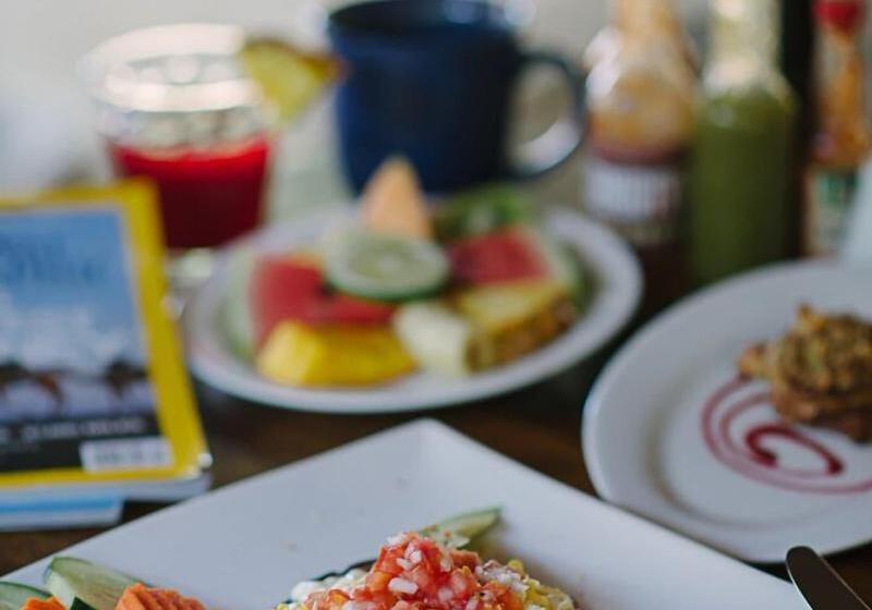 فندق Sueno Del Mar Beachfront