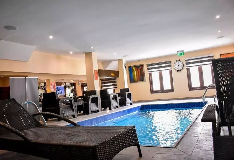 Sun Heaven Hotel & Resort Vi