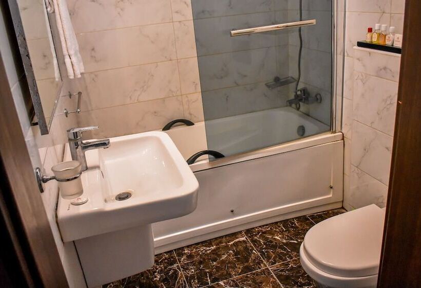 Sun Heaven Hotel & Resort Vi