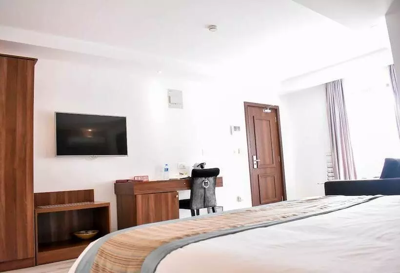 Sun Heaven Hotel & Resort Vi