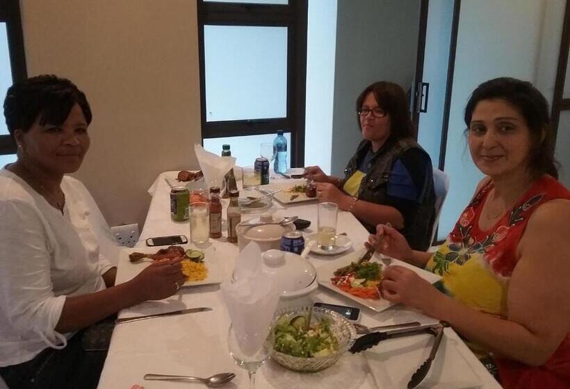 בית מלון כפרי Ubuntu