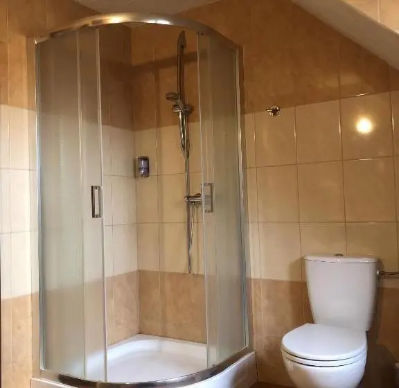 Aamiaismajoitus (B&B) Folwark Polski