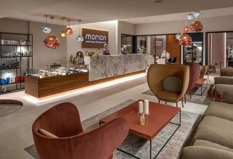 Crystal House Suite Hotel & Spa