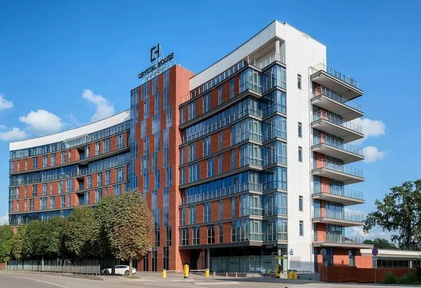 Crystal House Suite Hotel & Spa