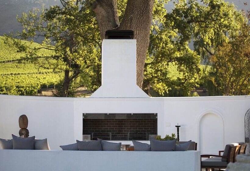 Homestead At Oldenburg Vineyards