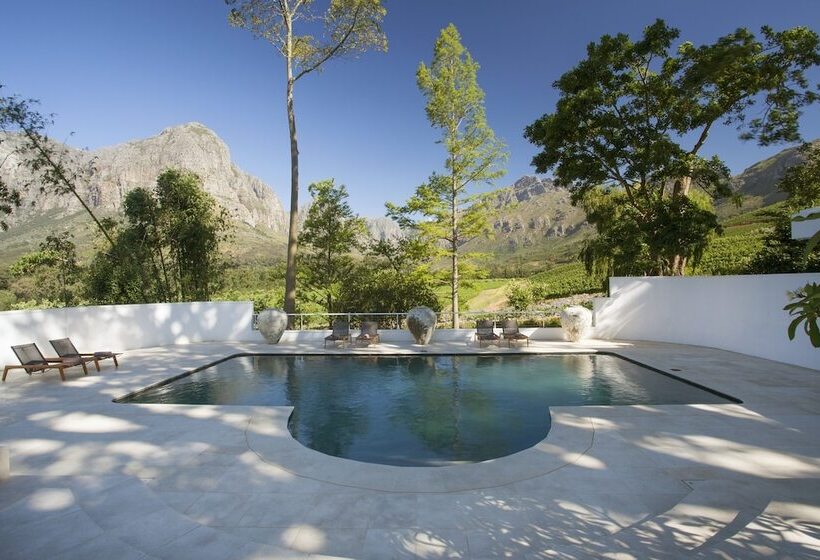 Homestead At Oldenburg Vineyards