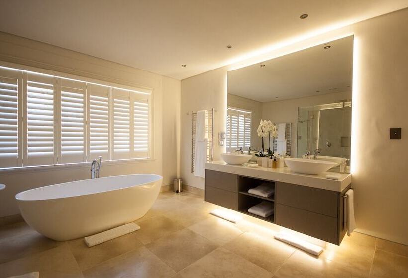 Homestead At Oldenburg Vineyards