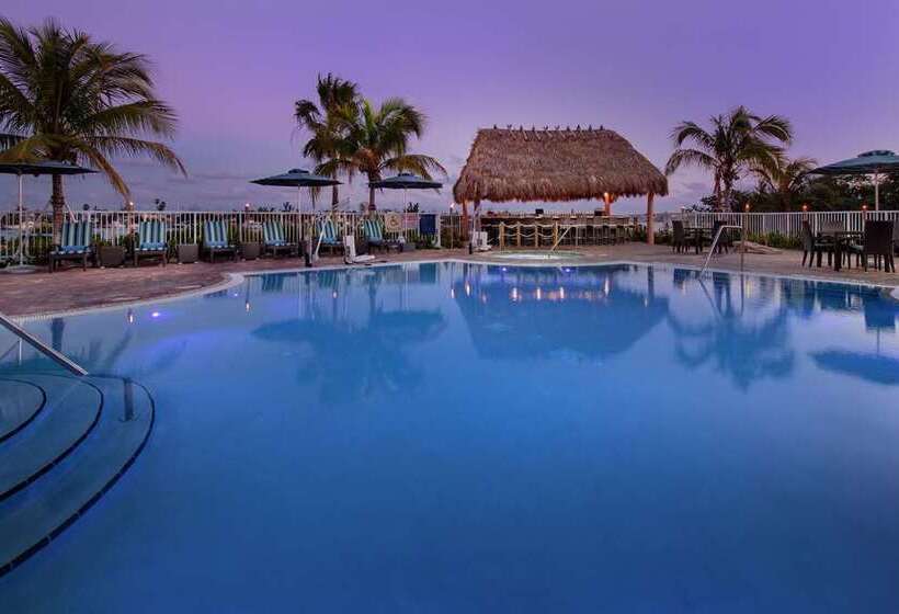 בית מלון כפרי Hampton Inn Marathon Florida Keys