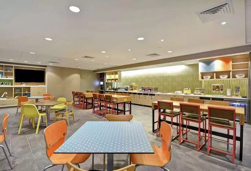 Hotelli Home2 Suites By Hilton Portland Airport