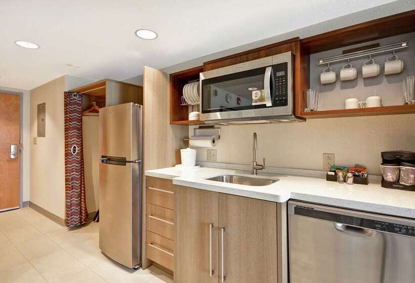 Hotel Home2 Suites By Hilton Portland Airport