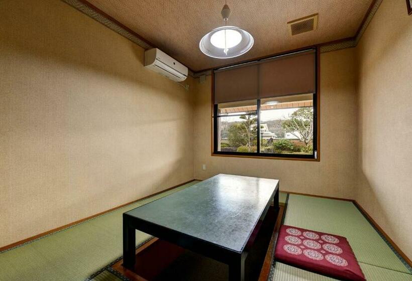 בית מלון כפרי Mikuniya