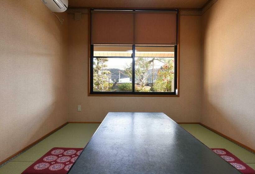 בית מלון כפרי Mikuniya