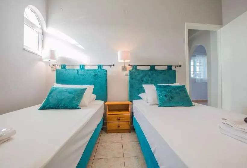 هتل Porto Giardino Resort