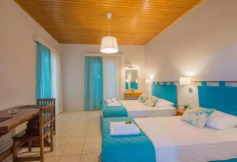 هتل Porto Giardino Resort