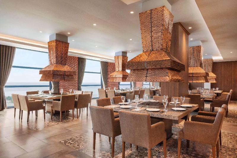 فندق Ramada Plaza By Wyndham Rize