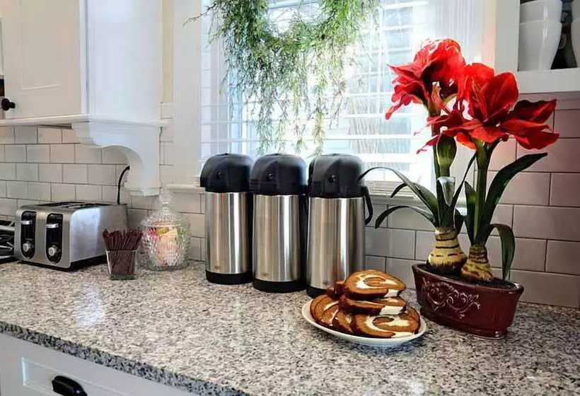 Hotelli Rehoboth Guest House   Adults Only