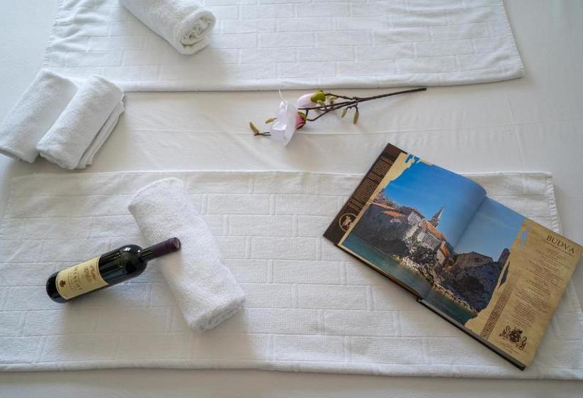 هتل Sms Apartments