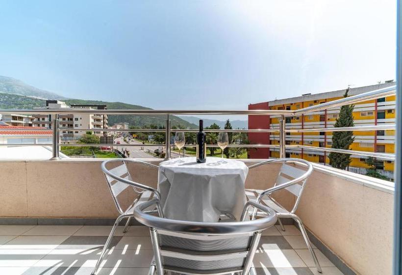 هتل Sms Apartments