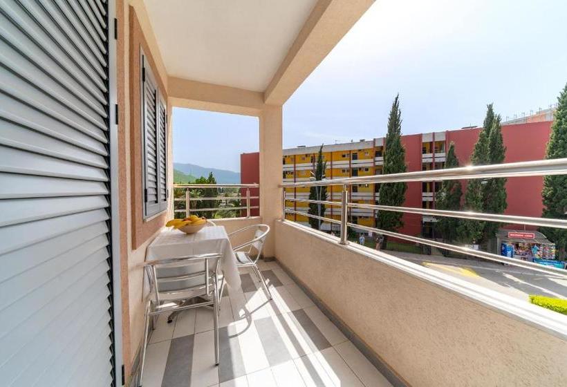 هتل Sms Apartments