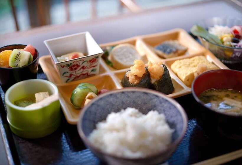 Отель The Celestine Kyoto Gion