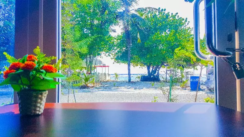 پانسیون Seasunbeach