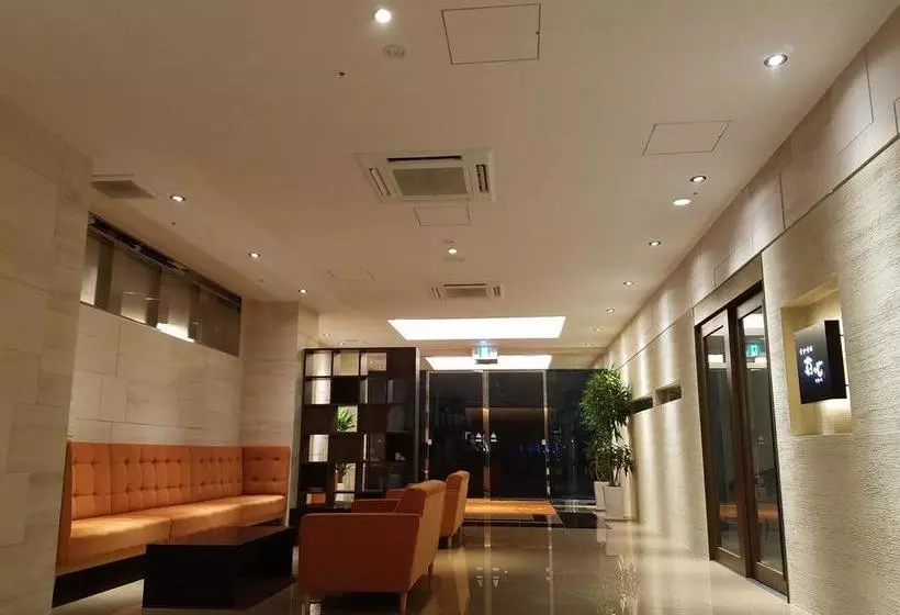 Hotelli Lub D Osaka Honmachi   Near Dotonbori & Next To Hommachi Station