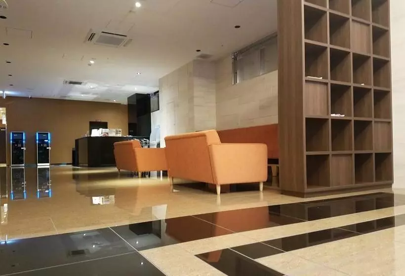 Hotelli Lub D Osaka Honmachi   Near Dotonbori & Next To Hommachi Station