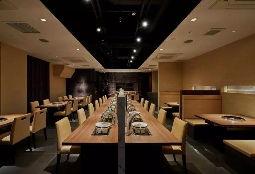 Hotelli Lub D Osaka Honmachi   Near Dotonbori & Next To Hommachi Station