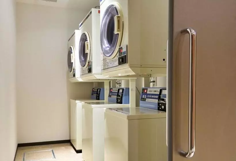 Hotelli Lub D Osaka Honmachi   Near Dotonbori & Next To Hommachi Station