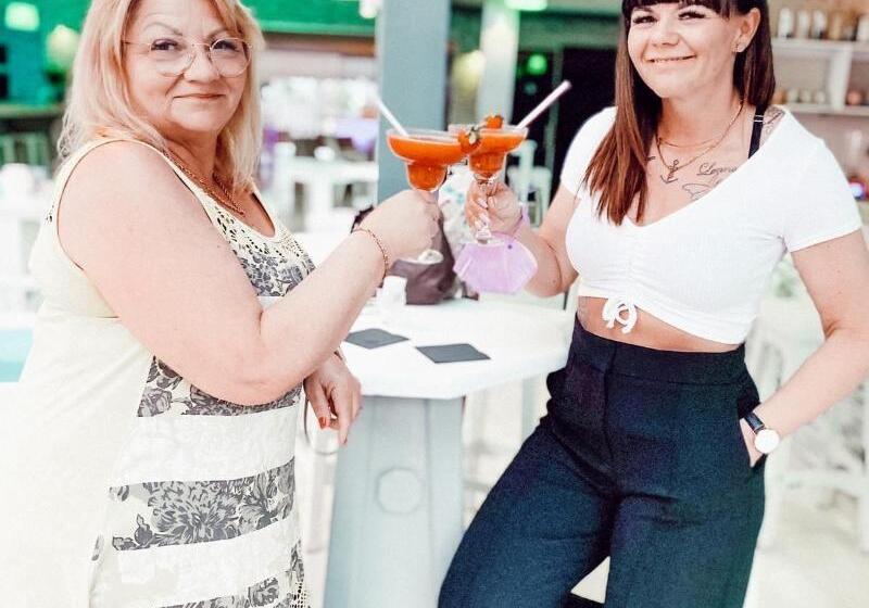 Cloud9 Hotel Shisha & Cocktail Bar Adults Only