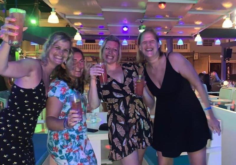 Cloud9 Hotel Shisha & Cocktail Bar Adults Only