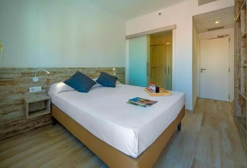 Hotelli Agi Gloria Rooms