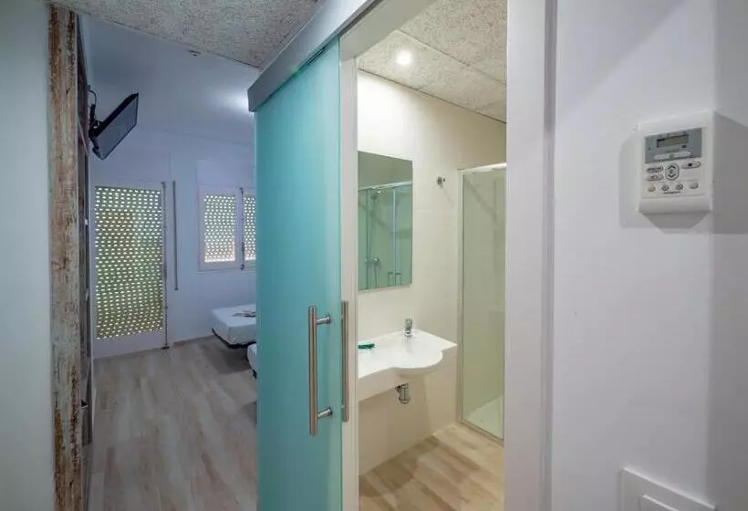 Hotelli Agi Gloria Rooms