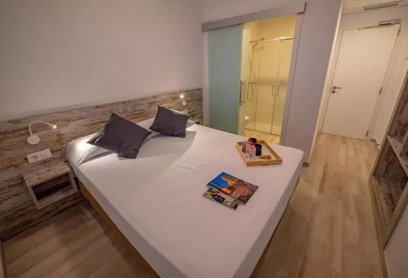 Hotelli Agi Gloria Rooms