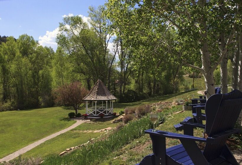 酒店 Antlers On The Creek Bed & Breakfast