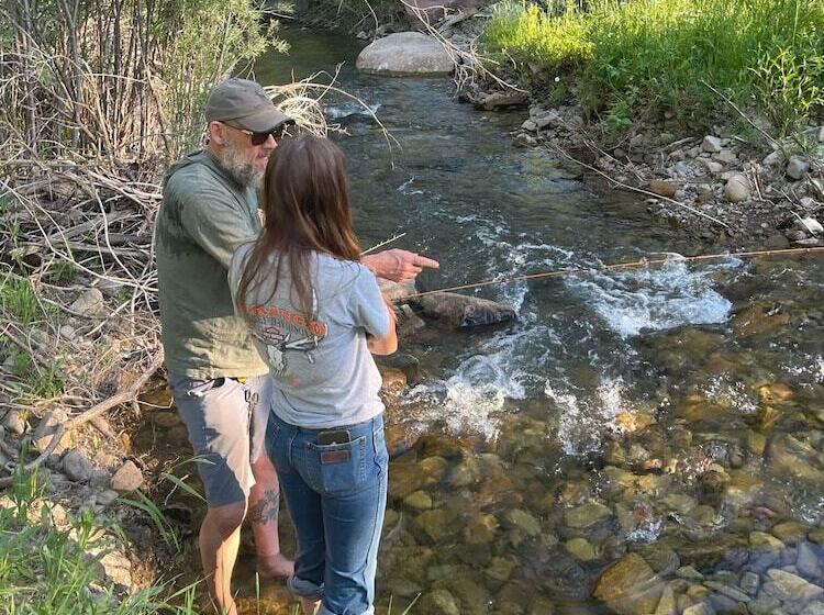 酒店 Antlers On The Creek Bed & Breakfast
