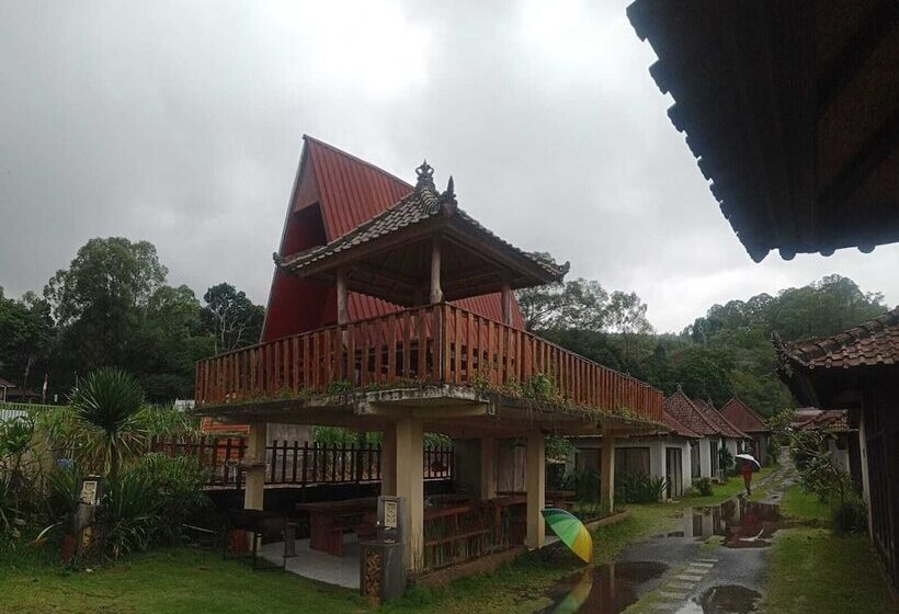 Astradana Hotel & Restaurant