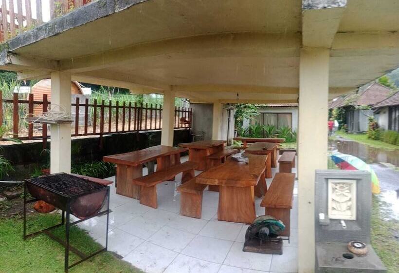 Astradana Hotel & Restaurant