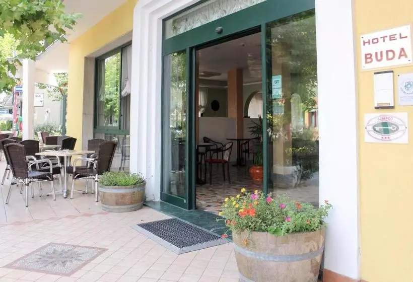 Hotelli Buda