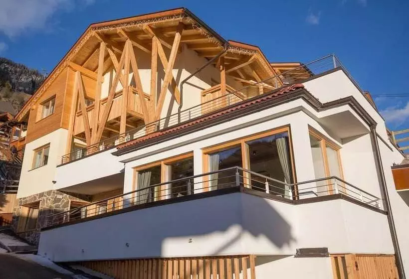 Hotelli Chalet Marcora