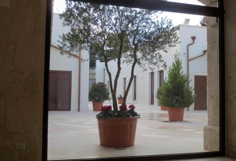 هتل Domus Antiqua Residence